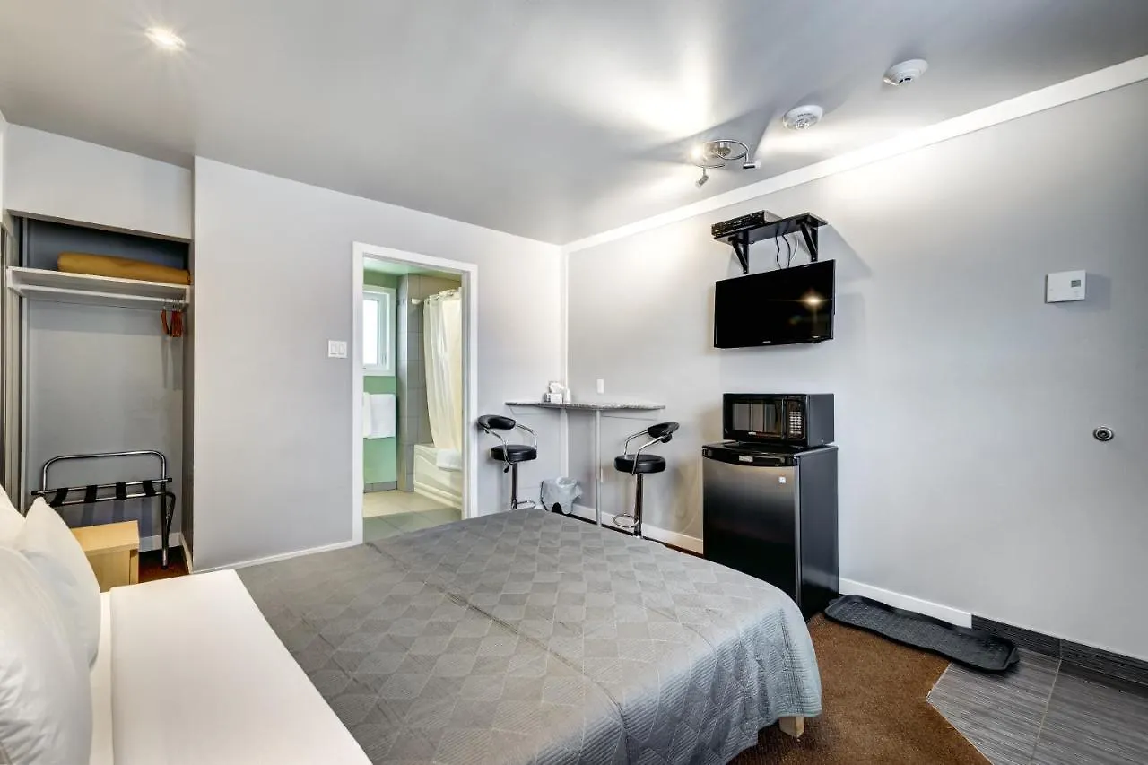 Auberge St. Jacques Montreal 2*,